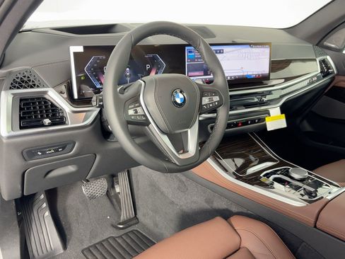 Used 2026 BMW X5 sDrive40i w/ Premium Package RWD image 4