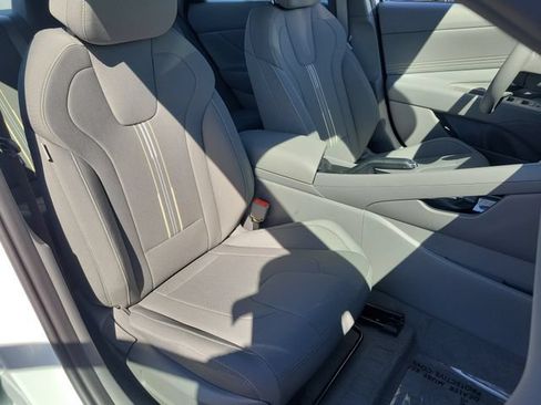New 2026 Hyundai Elantra Sport FWD image 19
