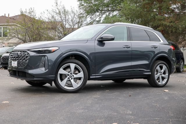 Used 2025 Audi Q5 Premium Plus w/ Premium Plus AWD/4WD image 18