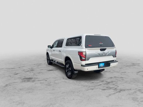 Used 2023 Nissan Titan Platinum Reserve w/ Moonroof Package image 7