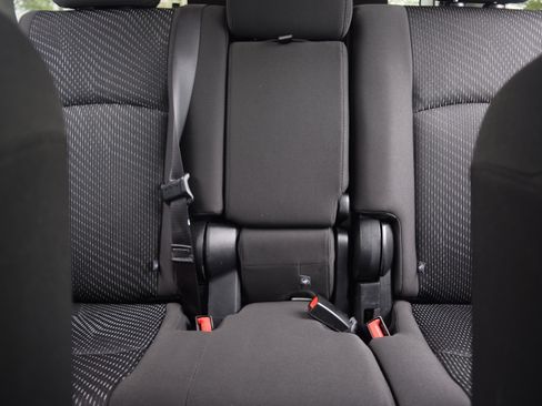 Used 2017 Dodge Journey SE w/ Safe & Sound Group image 16