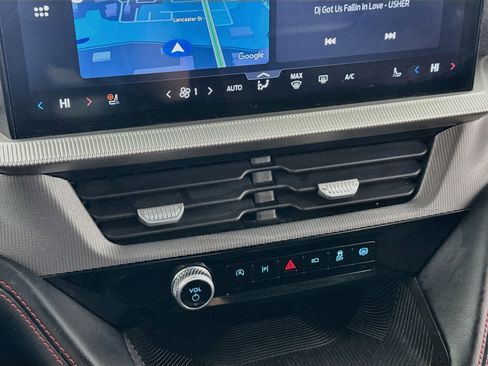 Used 2025 Ford Explorer ST-Line w/ ST-Line Street Pack AWD/4WD image 18