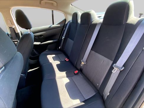 Used 2024 Nissan Sentra SV FWD image 19