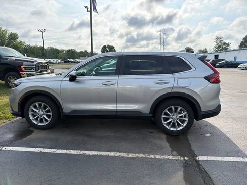 Used 2025 Honda CR-V EX image 5