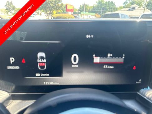 Used 2025 Nissan Kicks SR FWD image 13