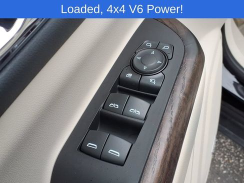 Used 2023 GMC Acadia Denali w/ Denali Ultimate Package AWD/4WD image 7