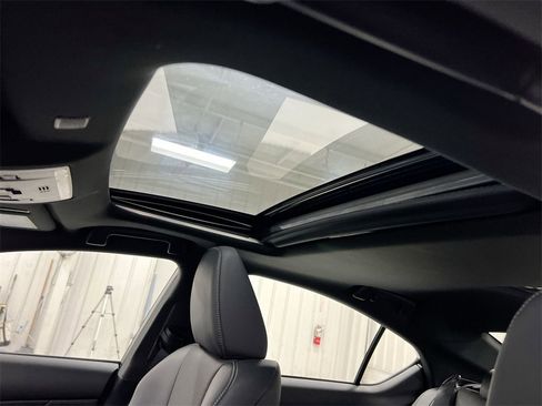 Used 2023 Lexus IS 350 F Sport image 19