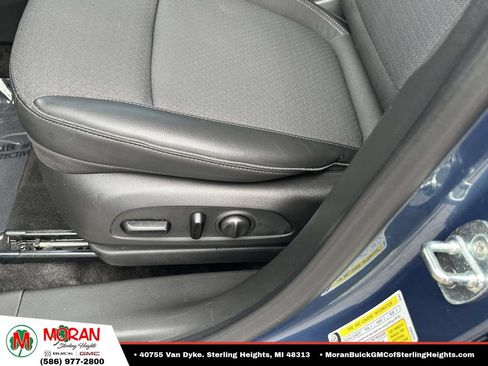 Certified 2024 Buick Encore GX Preferred w/ Comfort Package FWD image 18