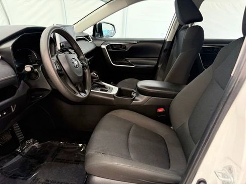 Used 2024 Toyota RAV4 LE image 11