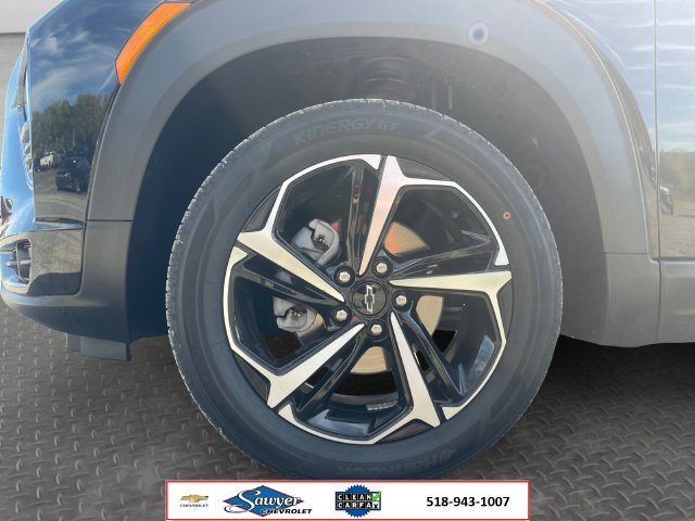 Used 2023 Chevrolet TrailBlazer RS AWD/4WD image 9