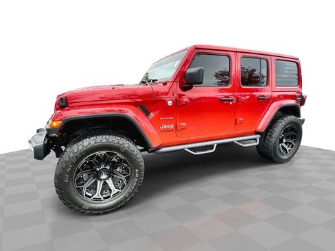 Used 2020 Jeep Wrangler Unlimited Sahara image 1
