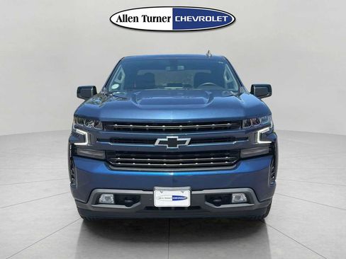 Used 2022 Chevrolet Silverado 1500 RST w/ Z71 Off-Road Package AWD/4WD image 2