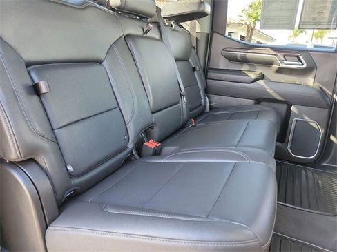 Used 2024 Chevrolet Silverado 1500 LTZ w/ LTZ Premium Package image 26