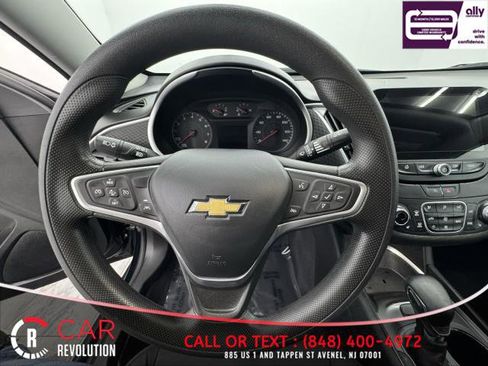 Used 2023 Chevrolet Malibu LT image 17