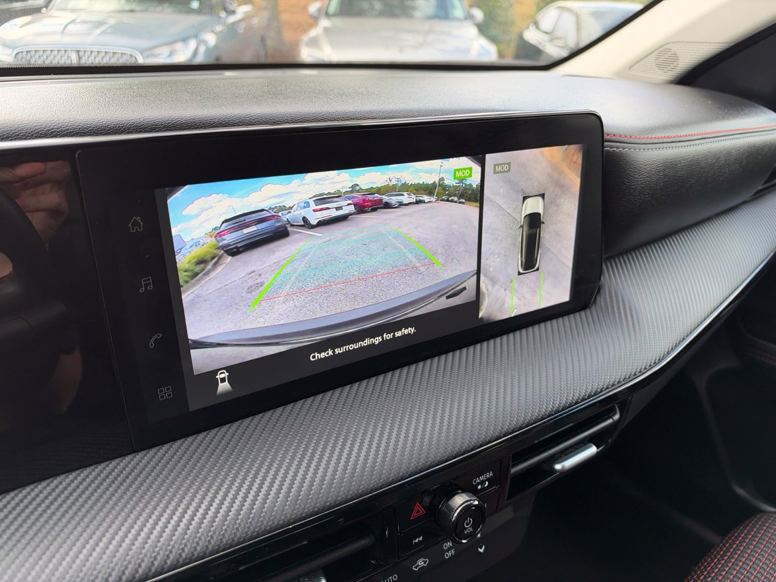 Used 2026 Nissan Kicks SR FWD image 14