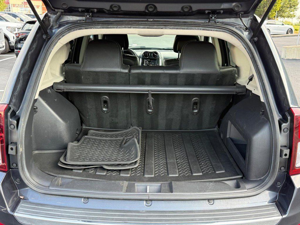 Used 2016 Jeep Compass High Altitude FWD image 4