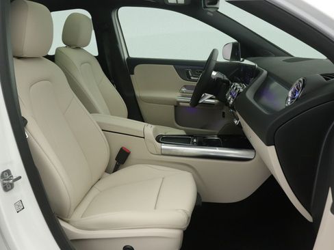 New 2026 Mercedes-Benz GLA 250 image 7