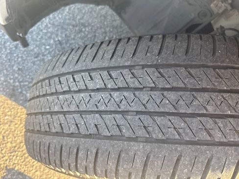 Used 2017 Nissan Pathfinder SV image 13