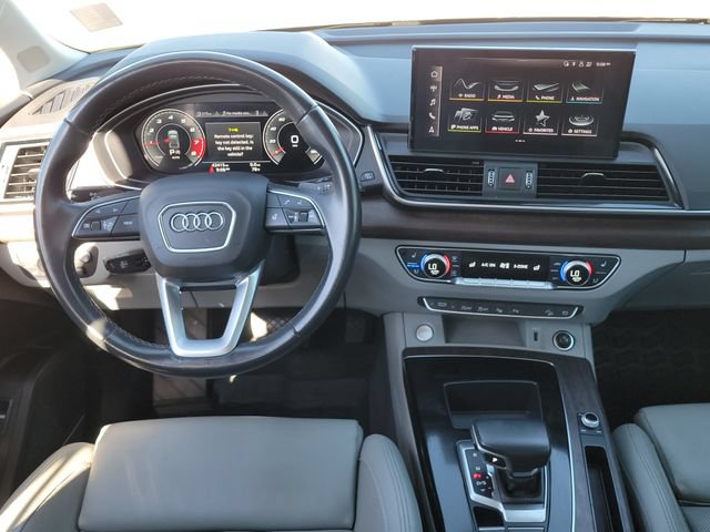 Used 2021 Audi Q5 Prestige AWD/4WD image 9