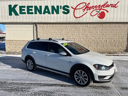 Used 2017 Volkswagen Golf Alltrack S