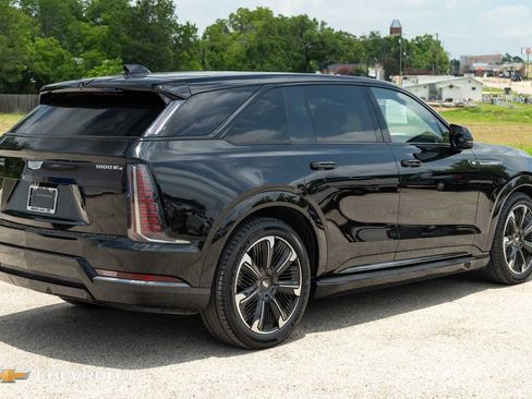 Used 2026 Cadillac Escalade IQ Sport 2 AWD/4WD image 7