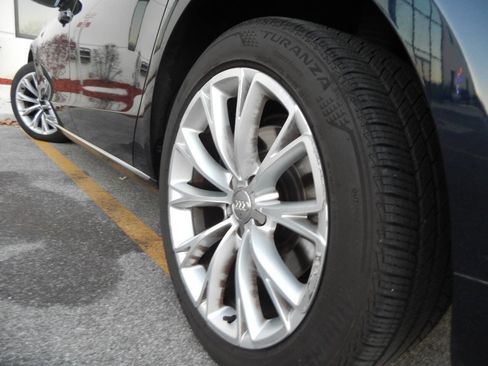 Used 2013 Audi A8 L 3.0T image 14