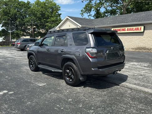 Used 2021 Toyota 4Runner SR5 AWD/4WD image 5