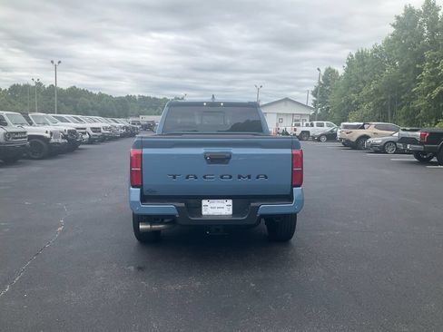 Used 2026 Toyota Tacoma TRD Sport w/ TRD Sport Premium Package RWD image 6