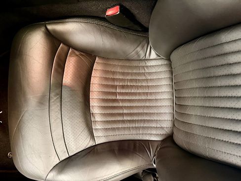 Used 2004 Chevrolet Corvette Convertible w/ Preferred Equipment Group image 19