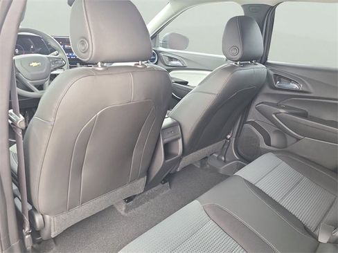 New 2026 Chevrolet Trax LT image 15