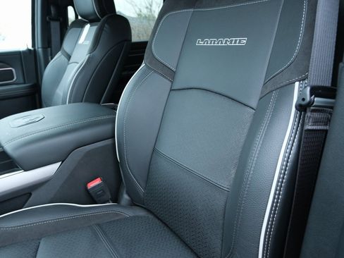 Used 2025 RAM 2500 Laramie image 24