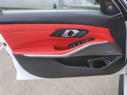 Used 2024 BMW M3 Competition w/ Executive Package image 17