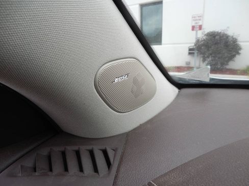Used 2013 Cadillac SRX Luxury FWD image 44