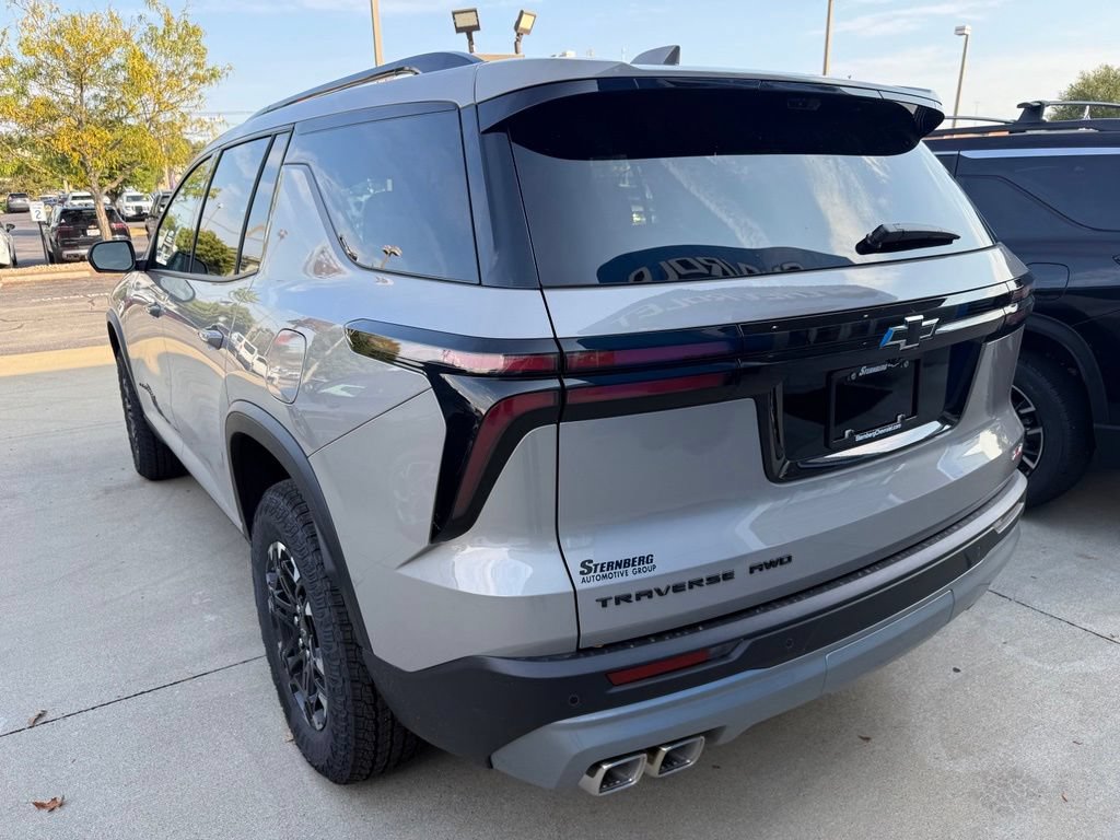 New 2027 Chevrolet Traverse Z71 w/ Driver Confidence Package AWD/4WD image 3