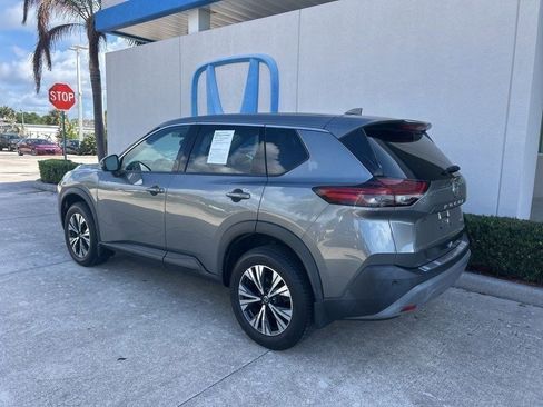Used 2021 Nissan Rogue SV FWD image 6