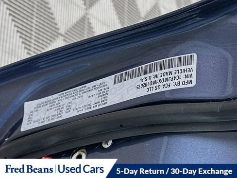 Used 2021 Jeep Cherokee Limited image 34