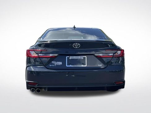 Used 2026 Toyota Camry SE w/ Convenience Package FWD image 5