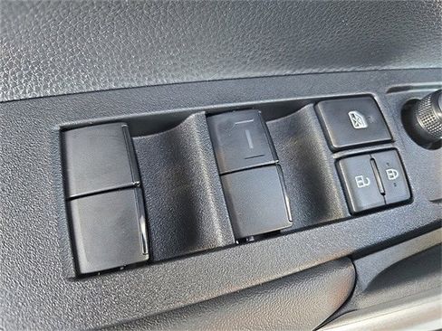 New 2026 Toyota Corolla Cross L image 8