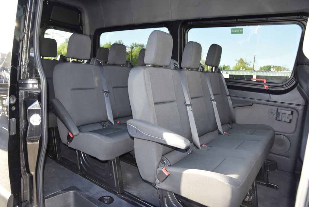 Used 2019 Mercedes-Benz Sprinter 2500 image 13