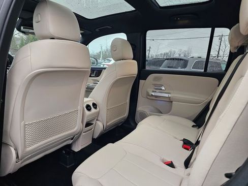 New 2026 Mercedes-Benz GLB 250 4MATIC image 23