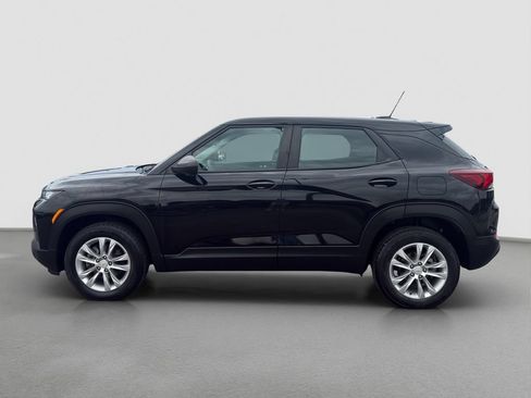 Used 2023 Chevrolet TrailBlazer LS AWD/4WD image 3