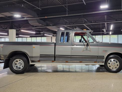 Used 1987 Ford F250 2WD SuperCab image 34