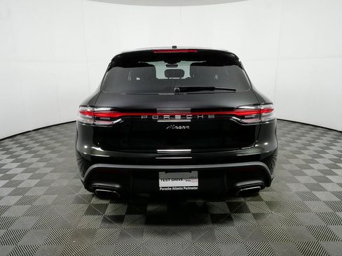 Used 2026 Porsche Macan AWD/4WD image 31