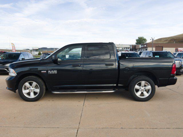 Used 2015 RAM 1500 Express AWD/4WD image 3