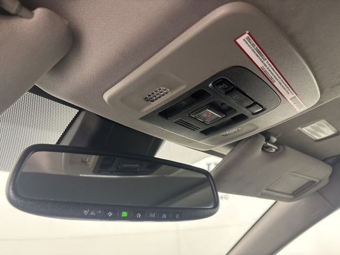 Used 2020 Toyota Camry XSE image 18