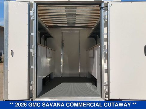 New 2026 GMC Savana 3500 RWD image 5