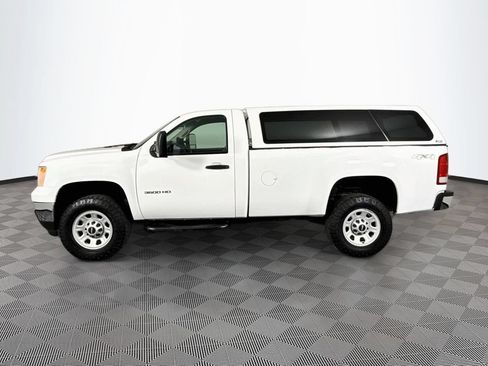 Used 2014 GMC Sierra 3500 W/T AWD/4WD image 4