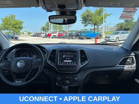 Used 2021 Jeep Cherokee Trailhawk w/ Trailer Tow Group AWD/4WD image 2