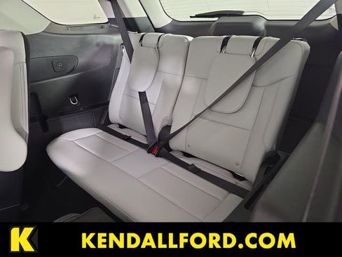 Certified 2025 Ford Explorer Platinum w/ Ultimate Package image 19