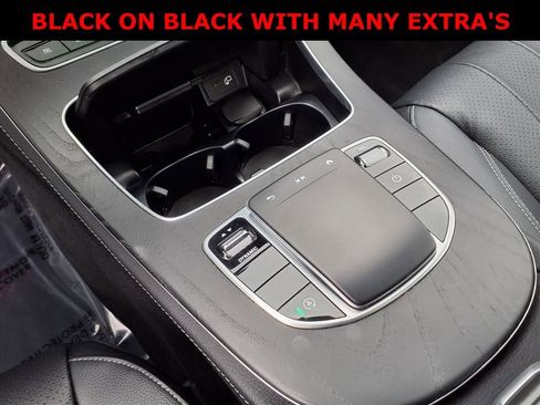 Used 2022 Mercedes-Benz E 350 4MATIC Sedan image 17